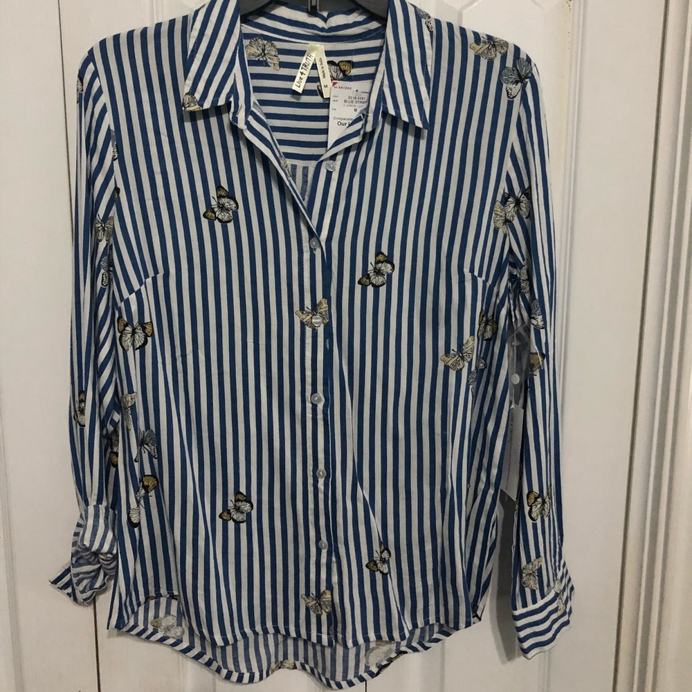 Butterfly button down